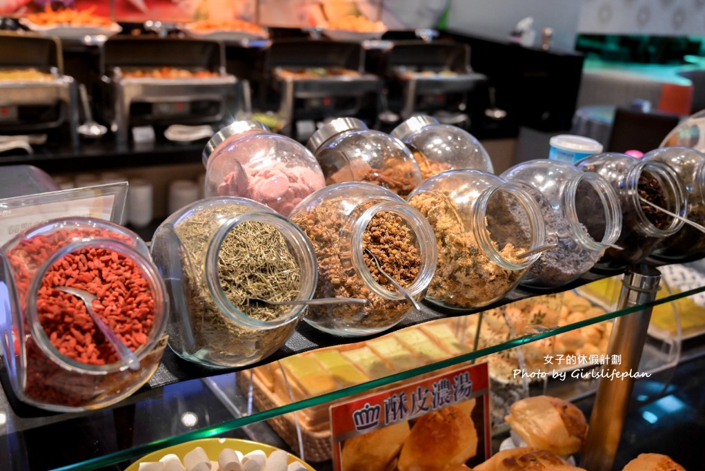 貴族世家龍岡店｜自助吧吃到飽只要340元(外帶) @女子的休假計劃