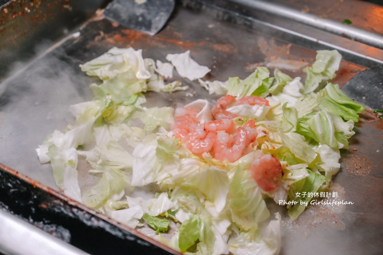 沙克鐵板燒｜裕民夜市在地排隊人氣美食(菜單) @女子的休假計劃