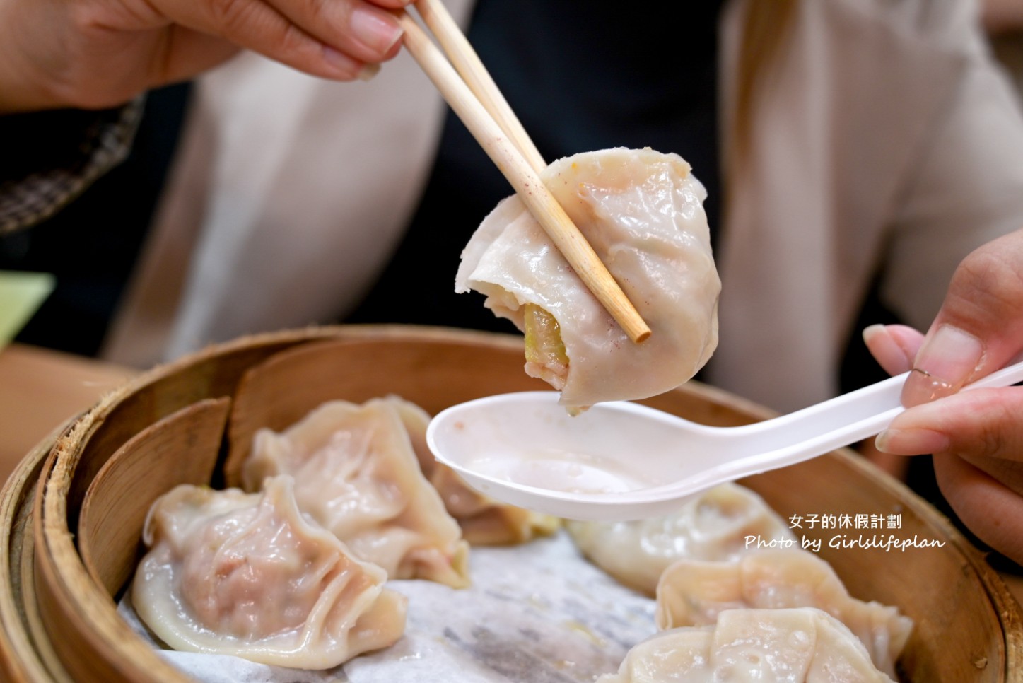 福大蒸餃館｜蒸餃皮Q餡多連電視台都來採訪(外帶) @女子的休假計劃