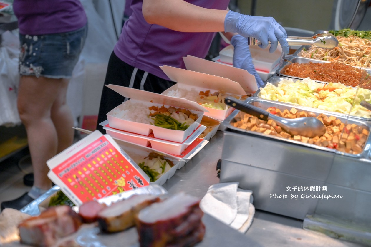 香港榮華燒臘｜板橋排隊人氣便當店內用紅茶湯品喝到飽(外帶) @女子的休假計劃