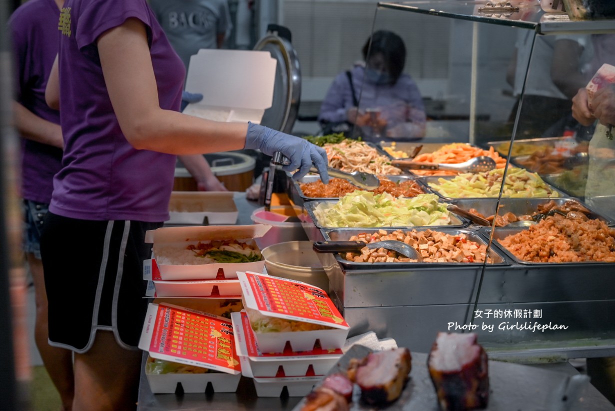 香港榮華燒臘｜板橋排隊人氣便當店內用紅茶湯品喝到飽(外帶) @女子的休假計劃