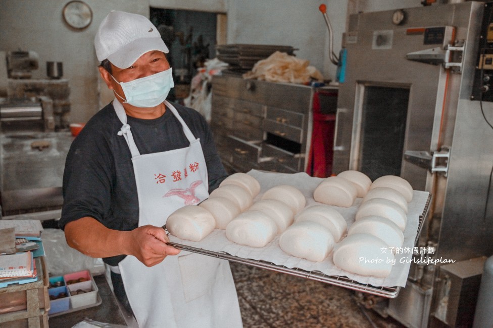 紅糖饅頭店｜白大饅頭7元,紅糖饅頭10元(外帶) @女子的休假計劃