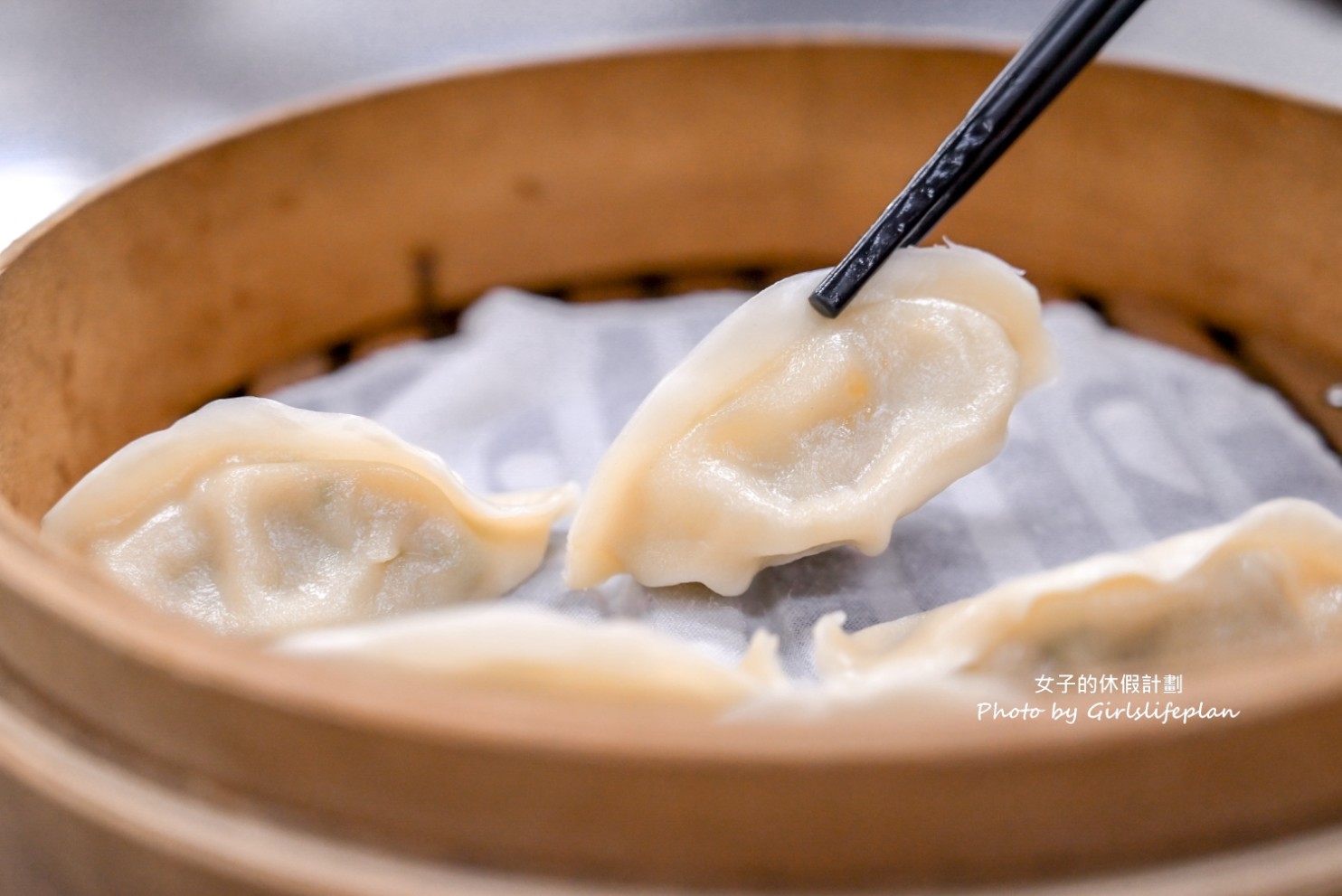 吉蜂蒸餃｜在地超過30年老店，9顆蒸餃35元(外帶) @女子的休假計劃