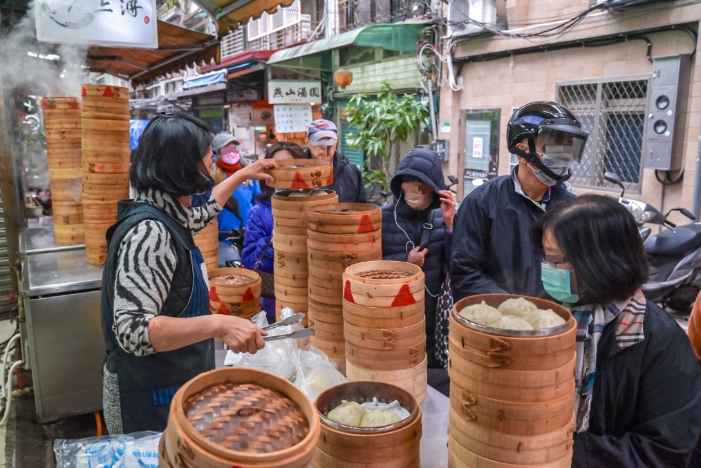 老上海包子｜傳統手工老麵包子買十送一(外帶) @女子的休假計劃
