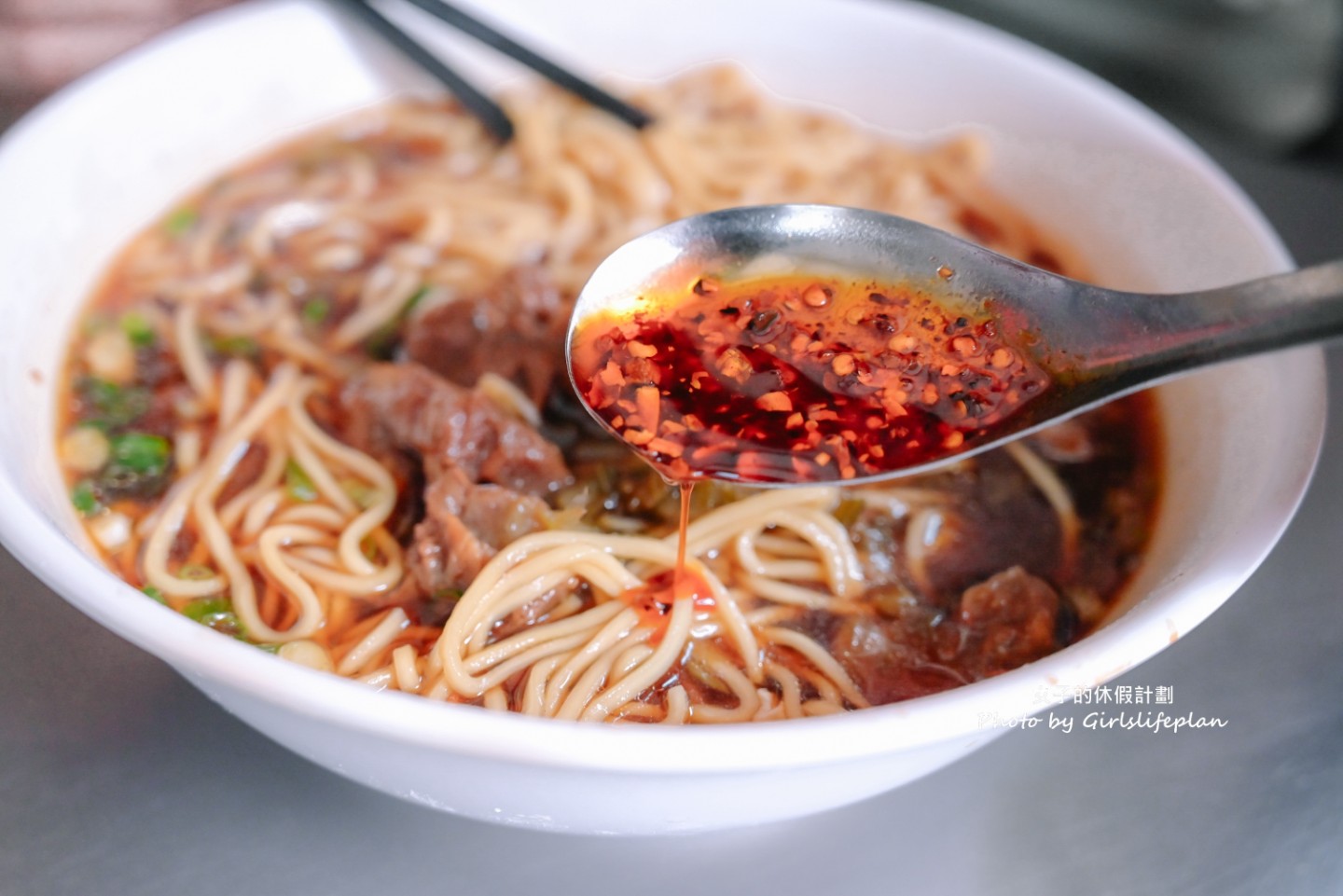 三廠麵店｜在地人氣美食牛肉麵一碗只要70元牛肉湯麵40元(外帶) @女子的休假計劃