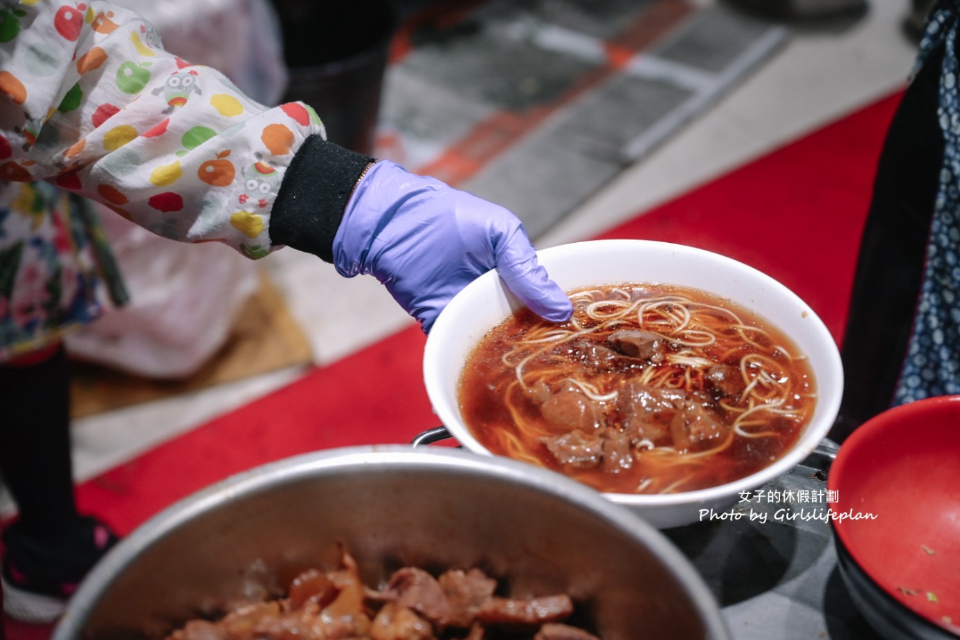 三廠麵店｜在地人氣美食牛肉麵一碗只要70元牛肉湯麵40元(外帶) @女子的休假計劃