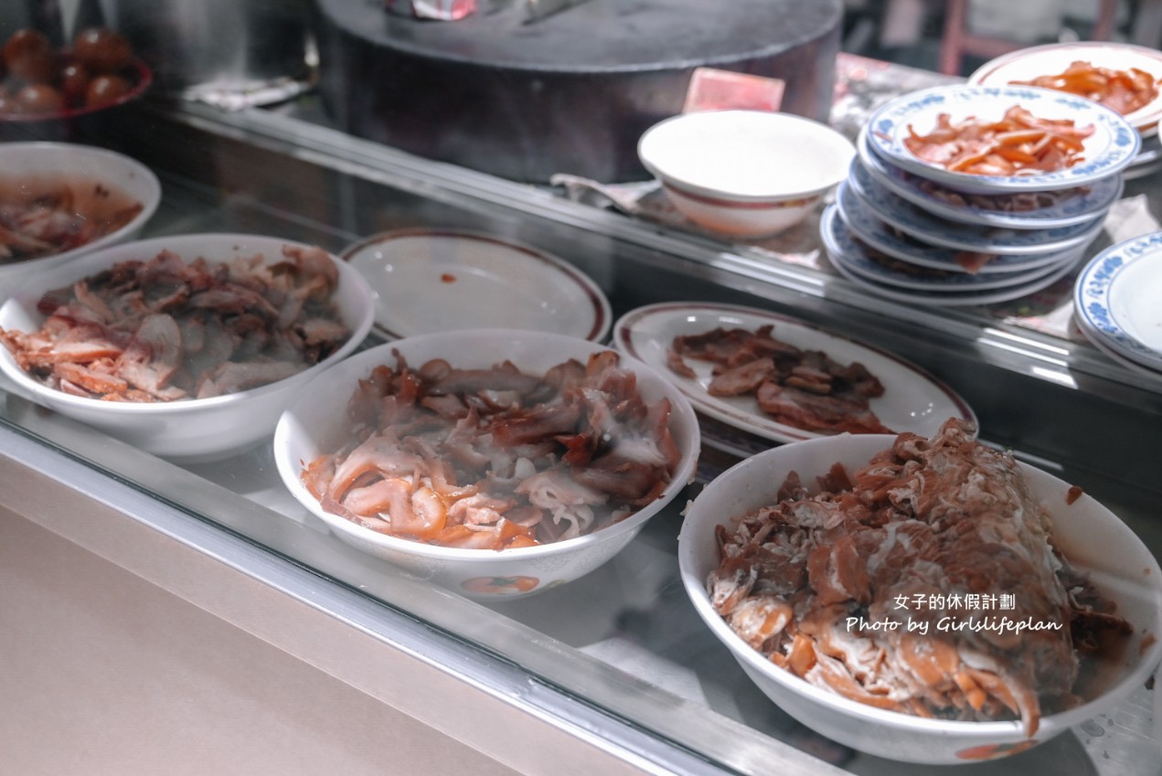三廠麵店｜在地人氣美食牛肉麵只要85元(菜單) @女子的休假計劃