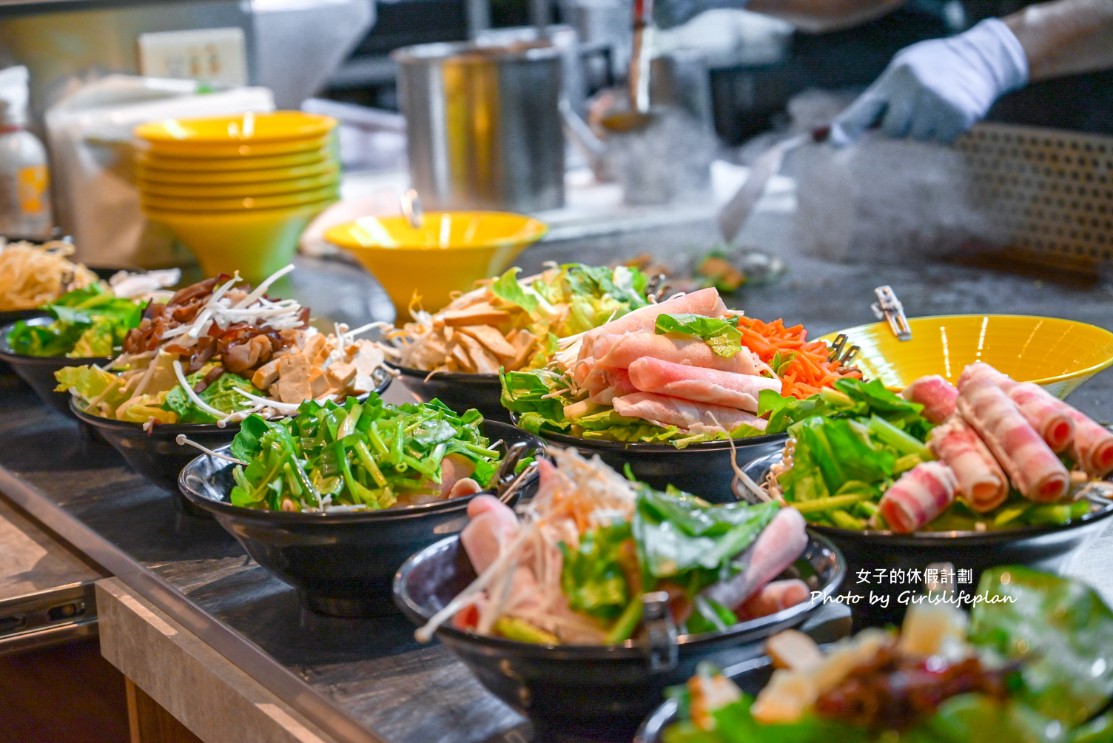 鐵砂掌新鐵板料理｜蒙古烤肉298元自助吧吃到飽(菜單) @女子的休假計劃