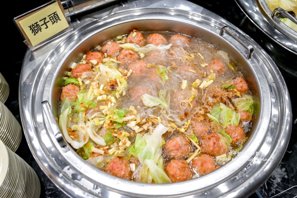 艾佳牛排館｜平價吃到飽只要270元附停車位(菜單) @女子的休假計劃