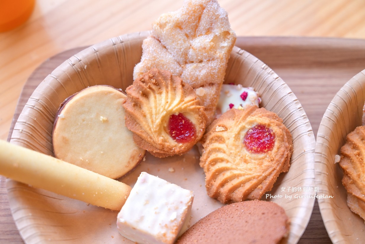 Tivoli Factory｜高帽子(紅帽子)禮盒餅乾175元吃到飽附飲料 @女子的休假計劃