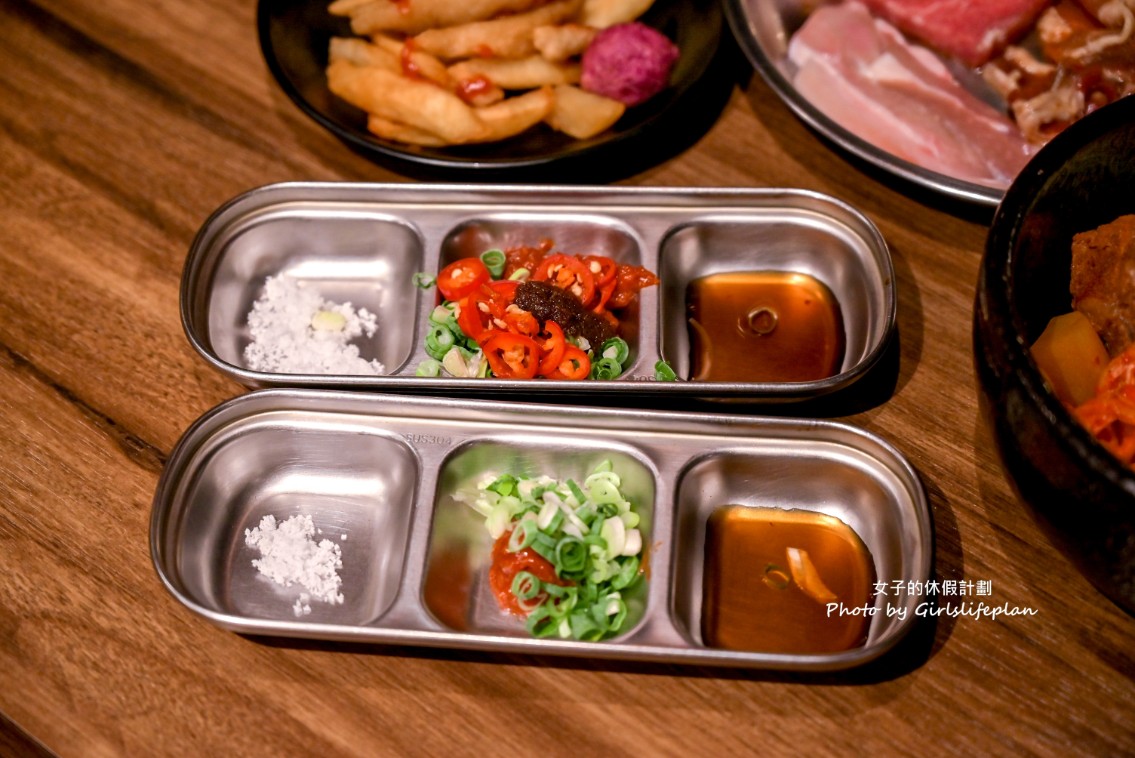 好好吃肉｜韓式烤肉一鍋二吃只要359元吃到飽(菜單) @女子的休假計劃