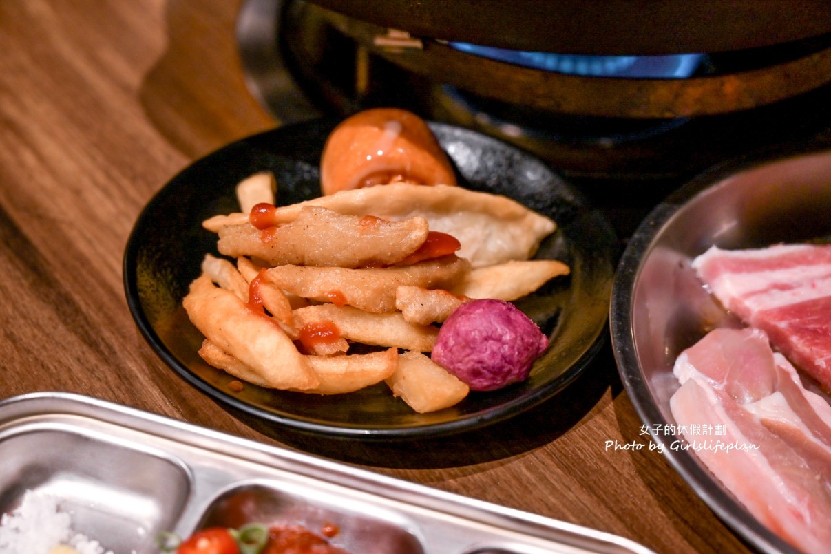 好好吃肉｜韓式烤肉一鍋二吃只要359元吃到飽(菜單) @女子的休假計劃