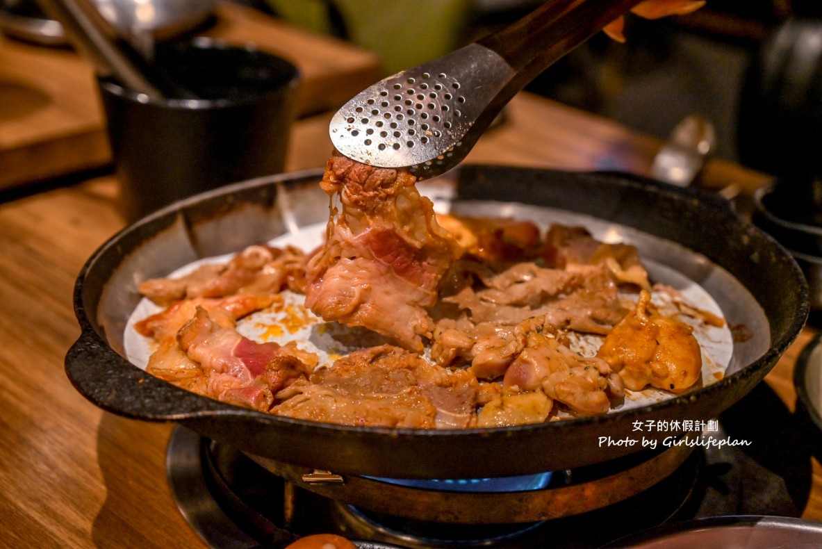好好吃肉｜韓式烤肉一鍋二吃只要359元吃到飽(菜單) @女子的休假計劃