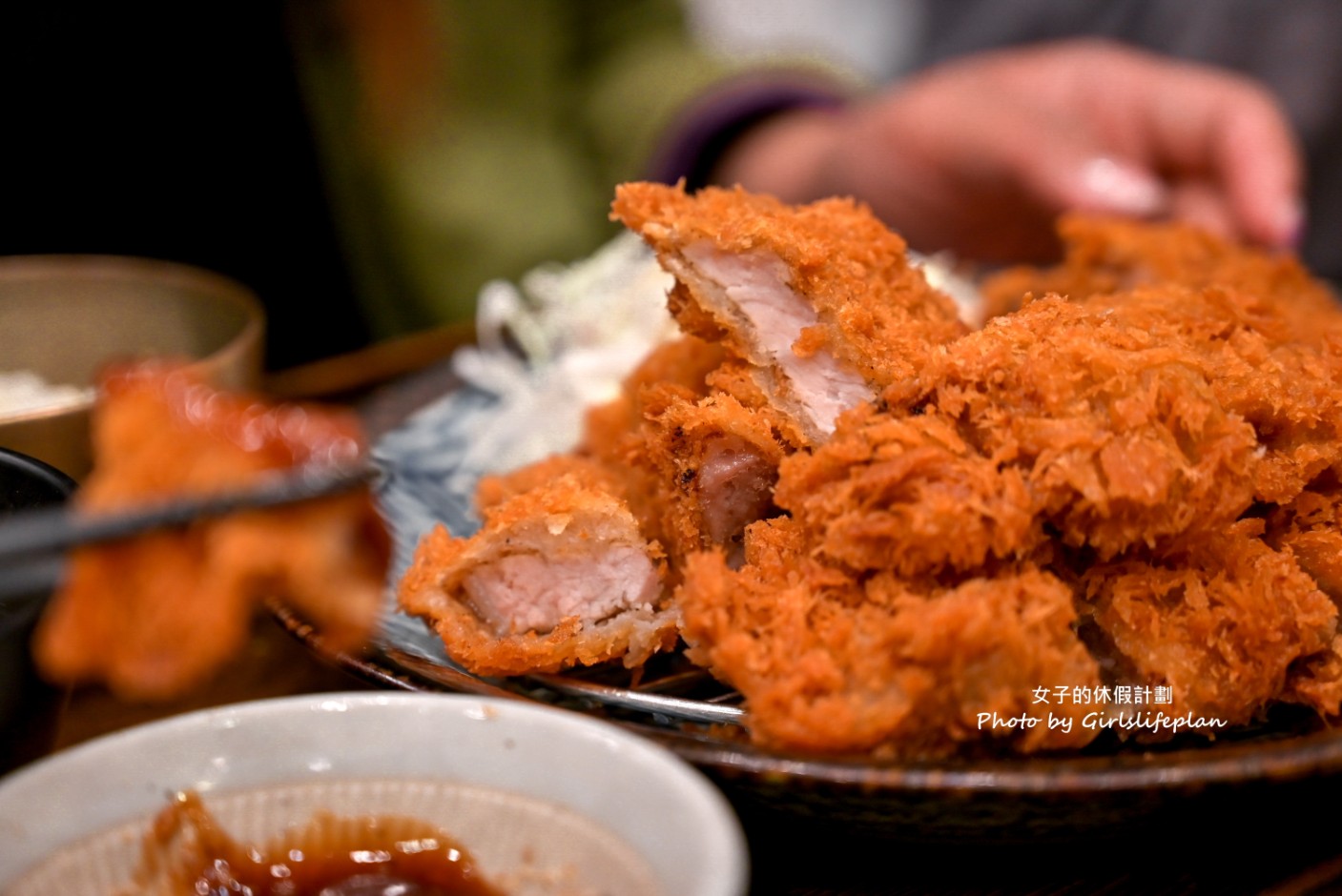 Cochon Tonkatsu｜不到100元炸豬排定食，佛心到不可思議 @女子的休假計劃