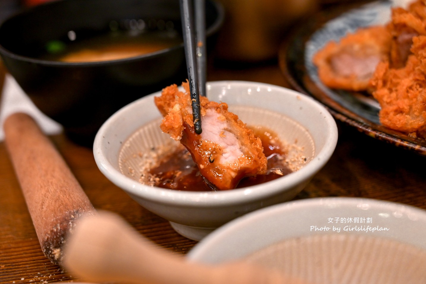 Cochon Tonkatsu｜不到100元炸豬排定食，佛心到不可思議 @女子的休假計劃