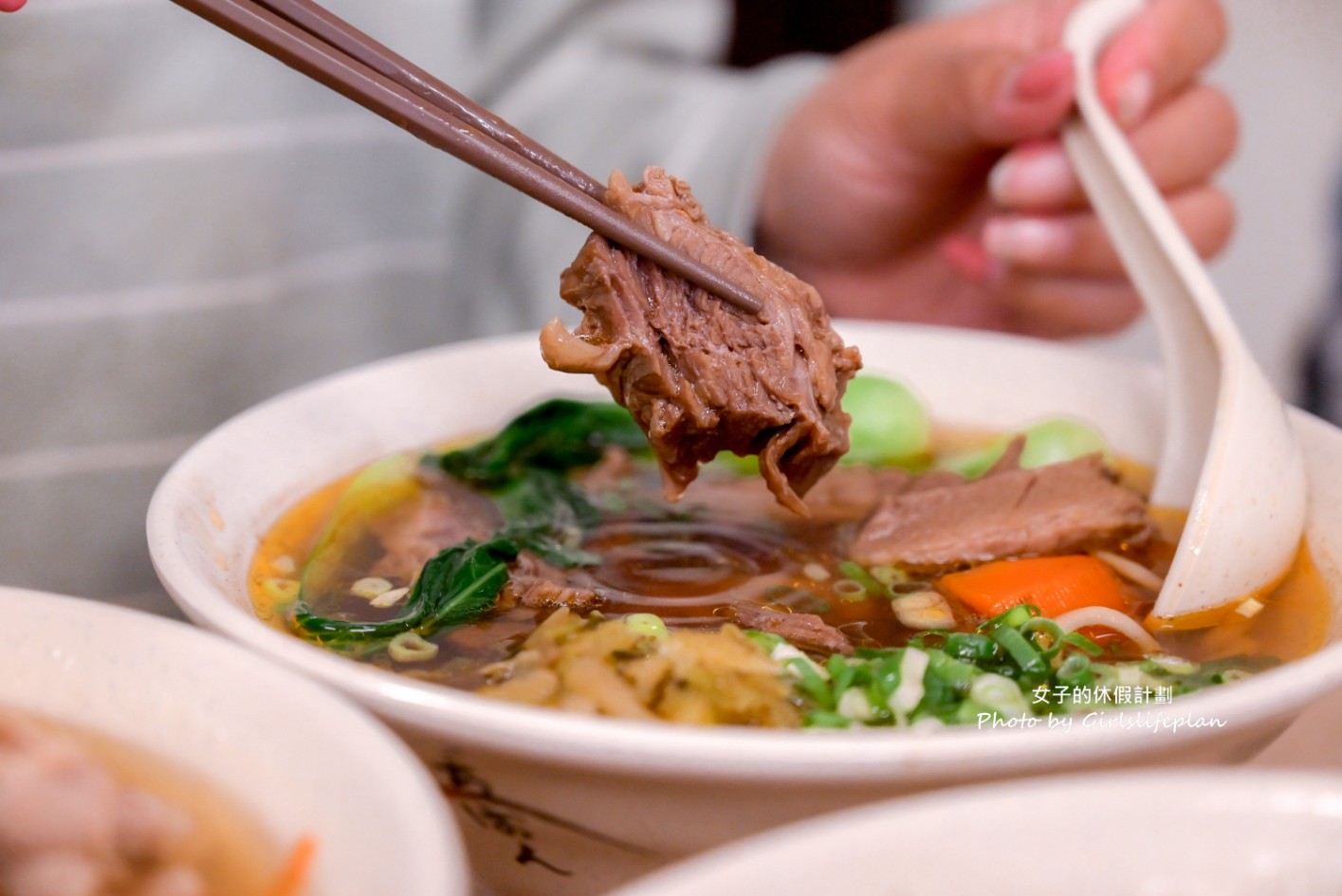 苑裡九妹牛肉麵館｜台北國際牛肉麵獲奬，打卡送100元蒜泥白肉(菜單) @女子的休假計劃