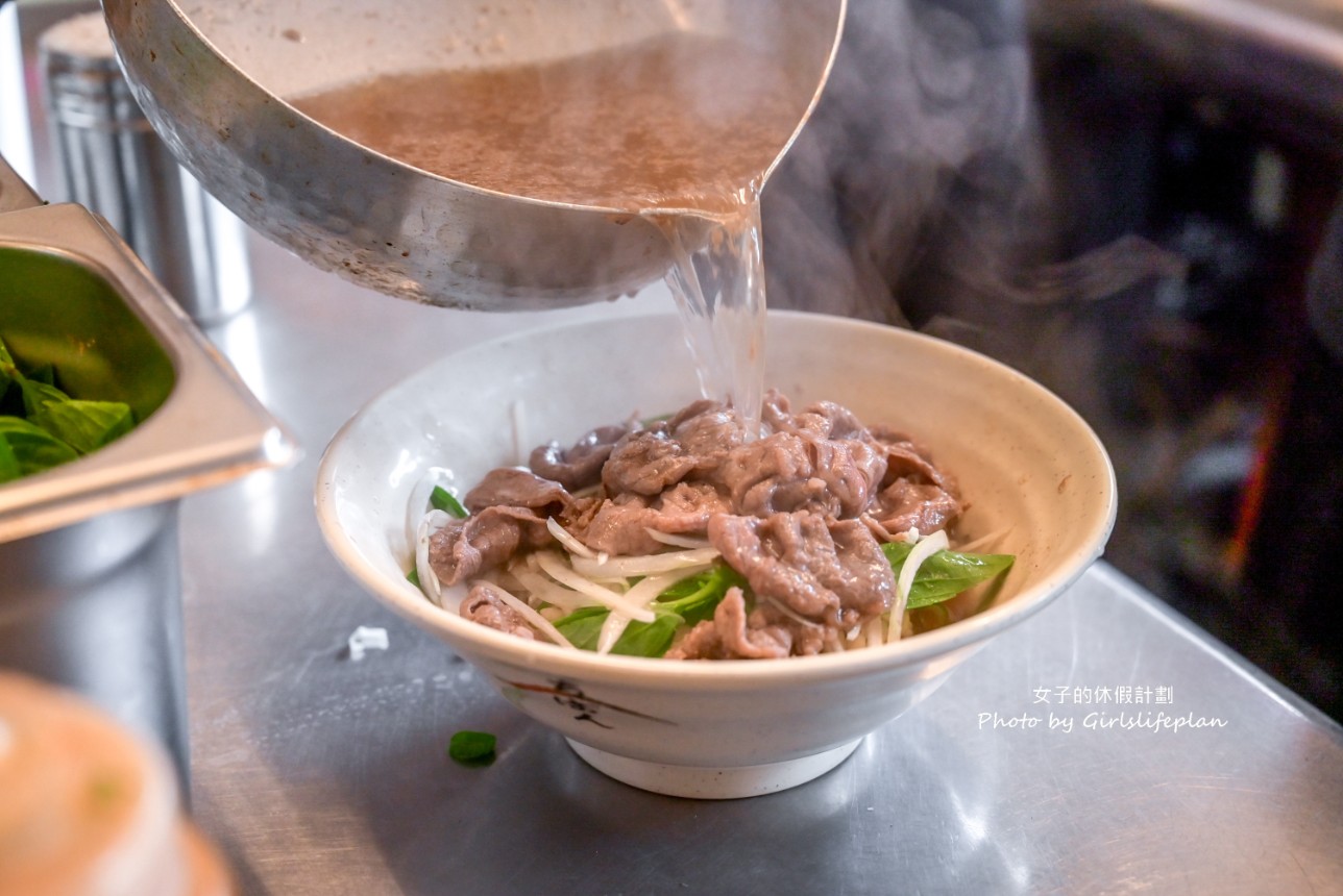 苑裡九妹牛肉麵館｜台北國際牛肉麵獲奬，打卡送100元蒜泥白肉(菜單) @女子的休假計劃