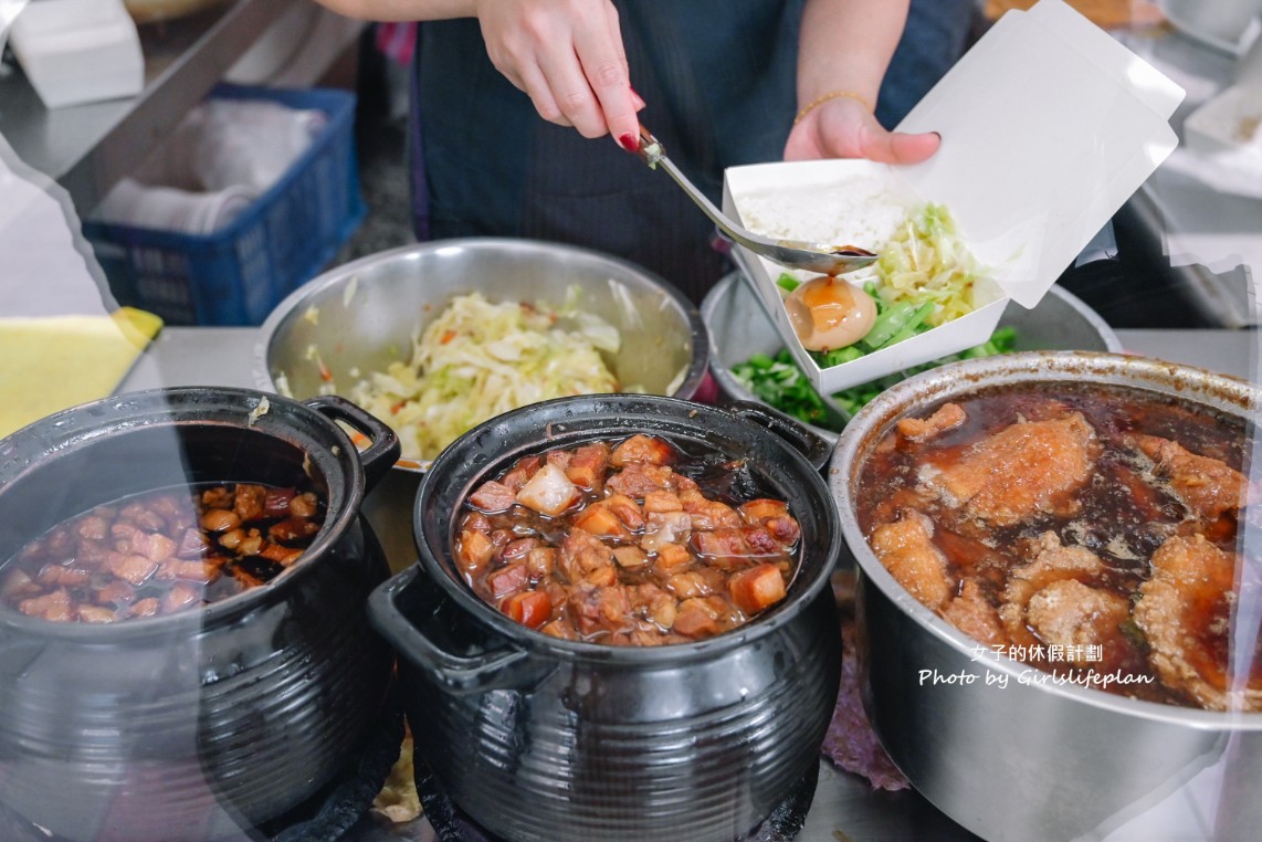 梁記焢肉飯｜超人氣排隊美食便當店70元起(菜單) @女子的休假計劃