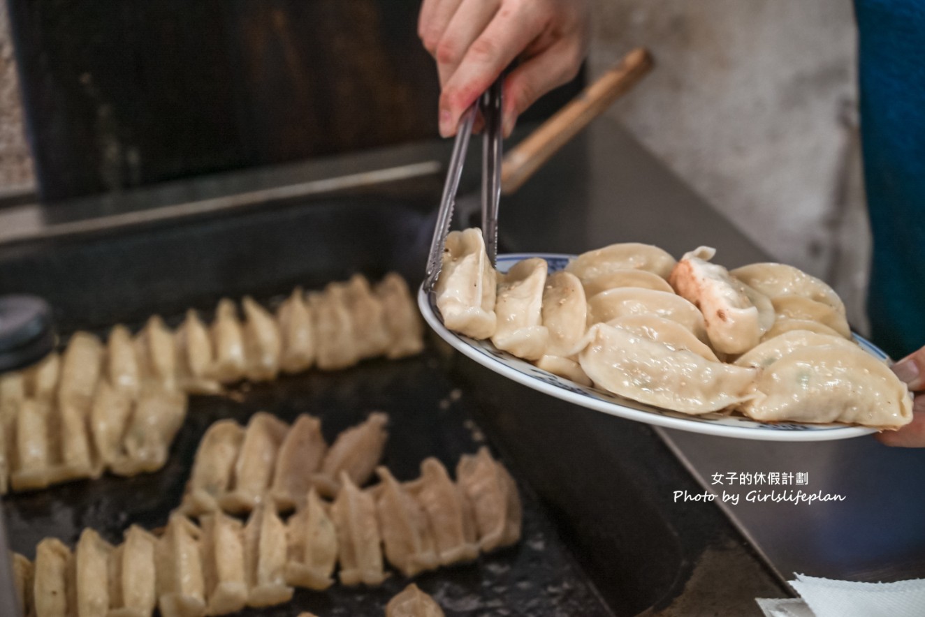 鍋貼王子｜在地人也大推，6元鍋貼35元蛋餅必點(菜單) @女子的休假計劃