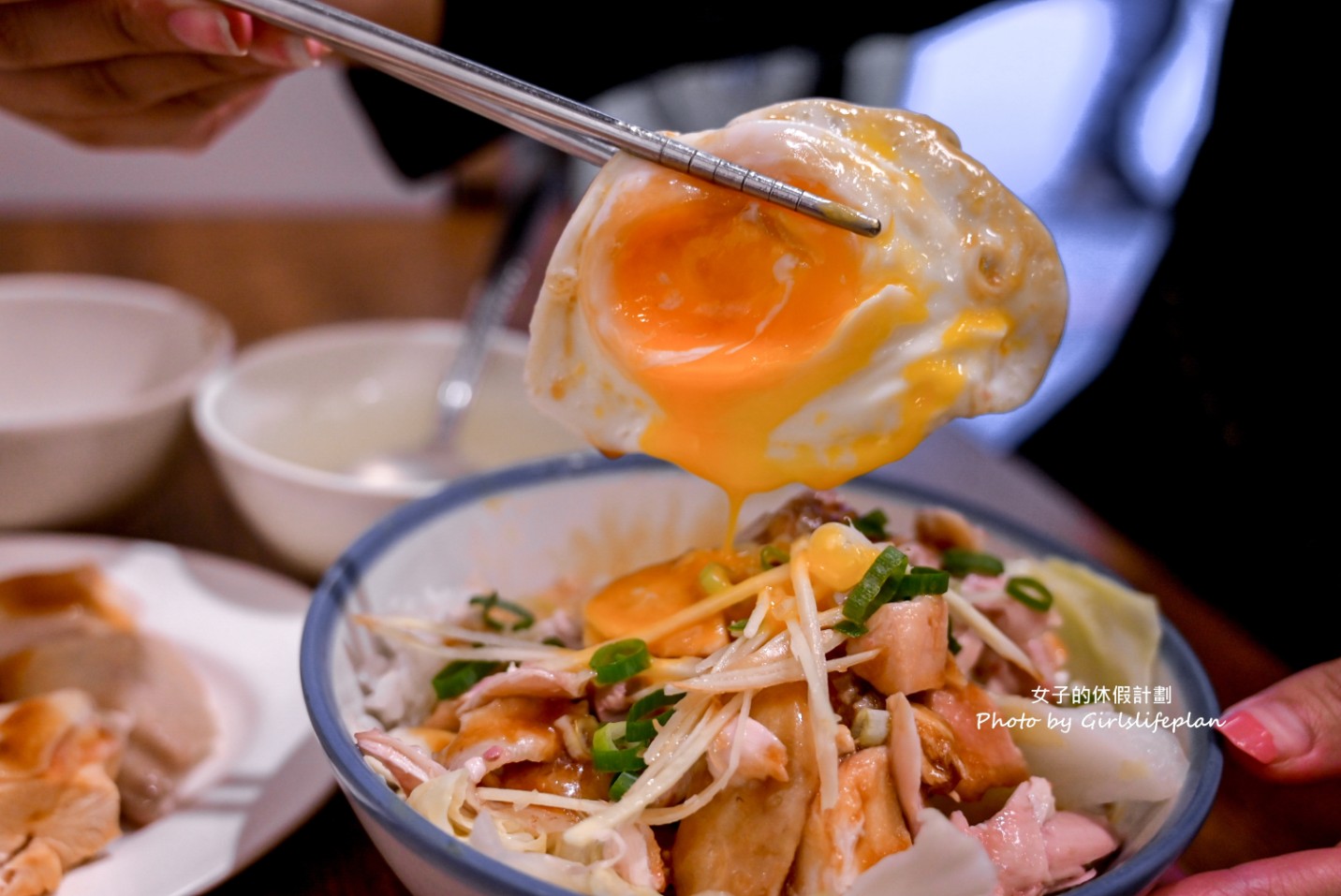 竹林雞肉｜永和人氣銷魂雞肉飯，雞湯免費續(菜單) @女子的休假計劃