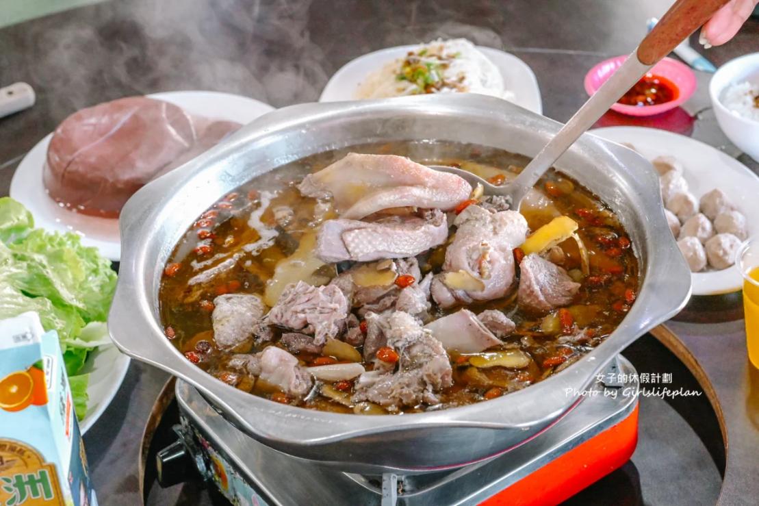 台灣番鴨園區｜雞油拌飯、麵線吃到飽附免費停車場(菜單) @女子的休假計劃