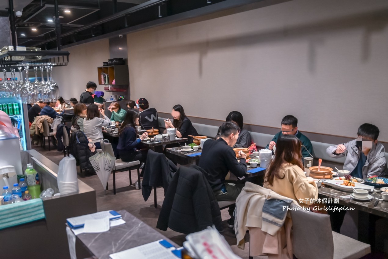 富鼎砂鍋粥｜新鮮現煮砂鍋粥配熱炒(菜單) @女子的休假計劃