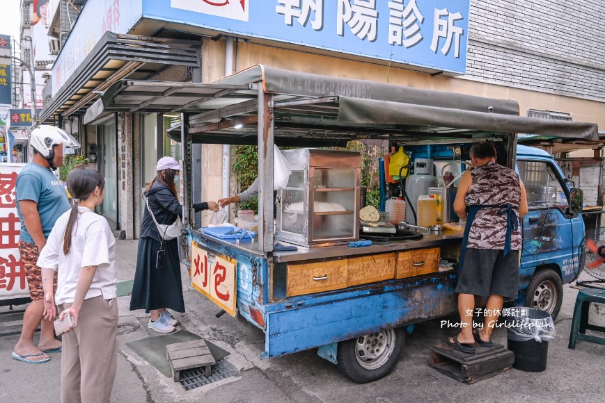 無名蔥油餅瑞城里｜蔥油餅只要15元免費送紅茶(菜單) @女子的休假計劃