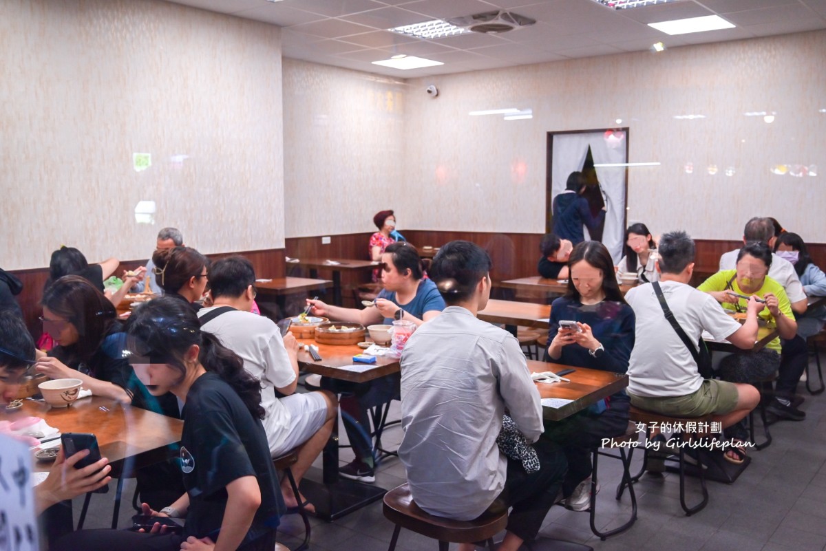56巷口湯包｜裕民街排隊人氣美食推臭豆腐(菜單) @女子的休假計劃