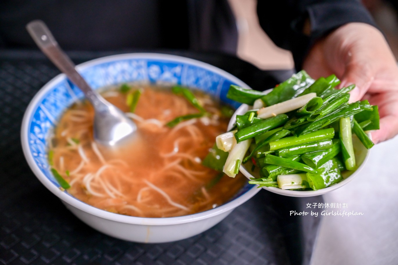 上海未名酸梅湯麵點｜連續4連霸米其林推薦，沒想到免費的最好吃(菜單) @女子的休假計劃