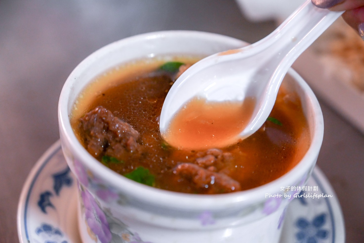 曾記雞肉滷肉飯(曾記炊湯)｜一周只營業四天，55元便當最受歡迎 @女子的休假計劃
