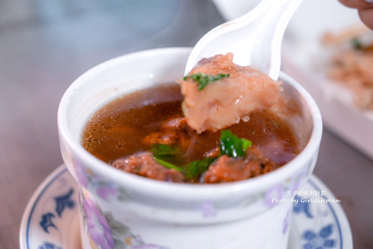 曾記雞肉滷肉飯(曾記炊湯)｜一周只營業四天，55元便當最受歡迎 @女子的休假計劃