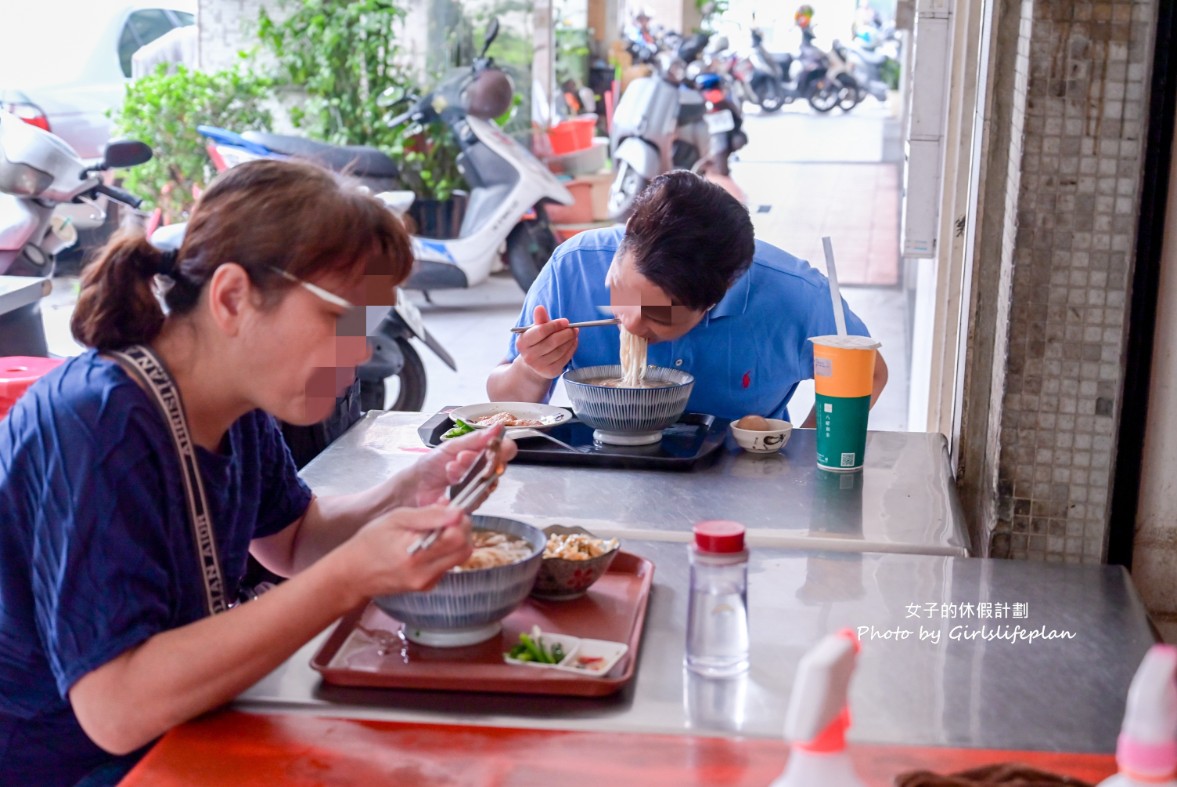 上海未名酸梅湯麵點｜連續4連霸米其林推薦，沒想到免費的最好吃(菜單) @女子的休假計劃