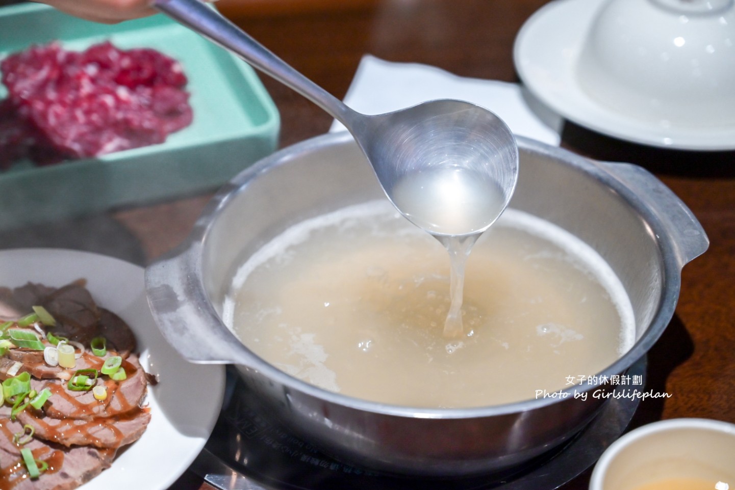 圓頭肉乾農牧概念館｜金門吃到飽，溫體全牛火鍋宴(菜單) @女子的休假計劃