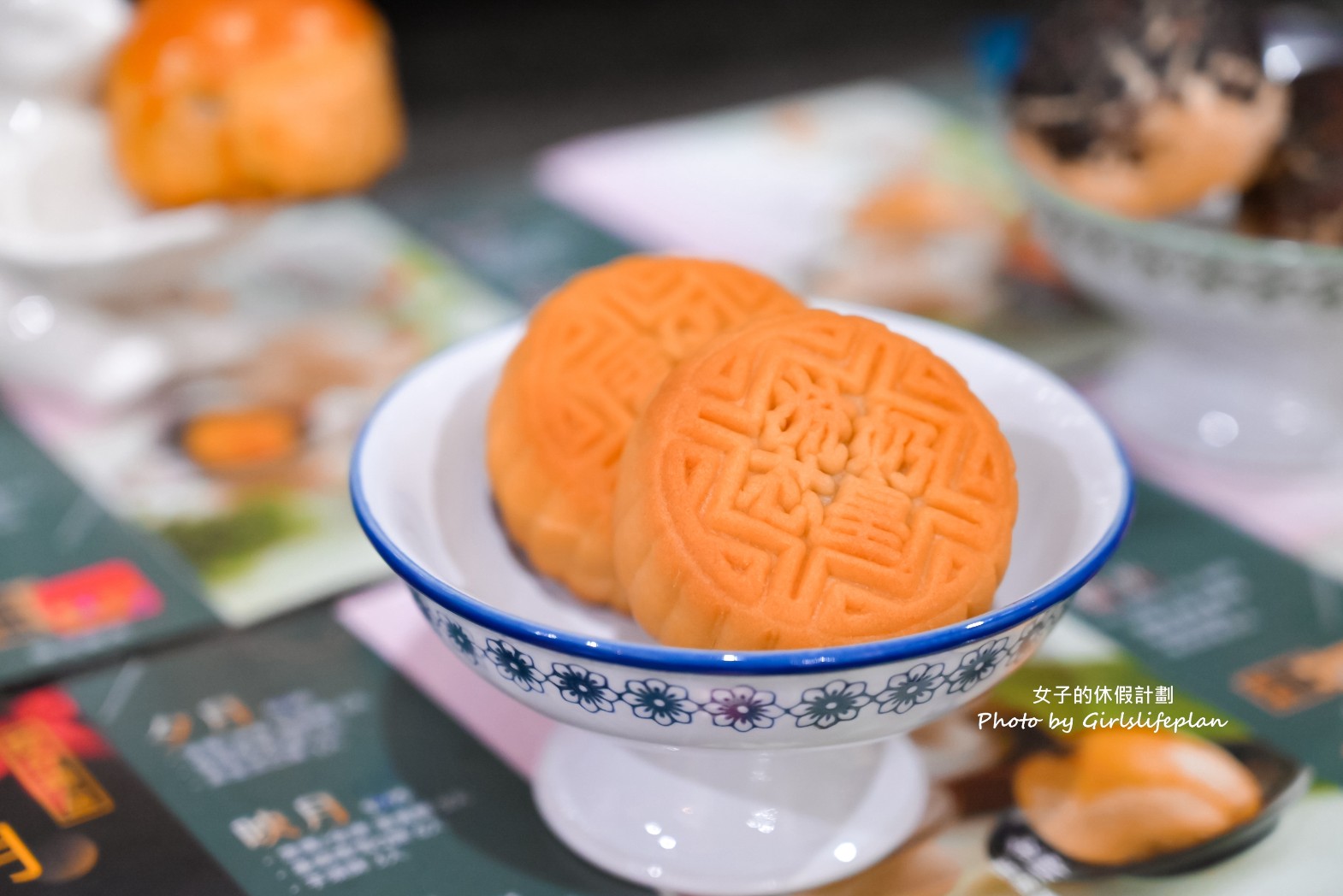 里洋烘焙(微風北車門市)｜在地20年人氣麵包店，蛋黃酥中秋禮盒推薦 @女子的休假計劃