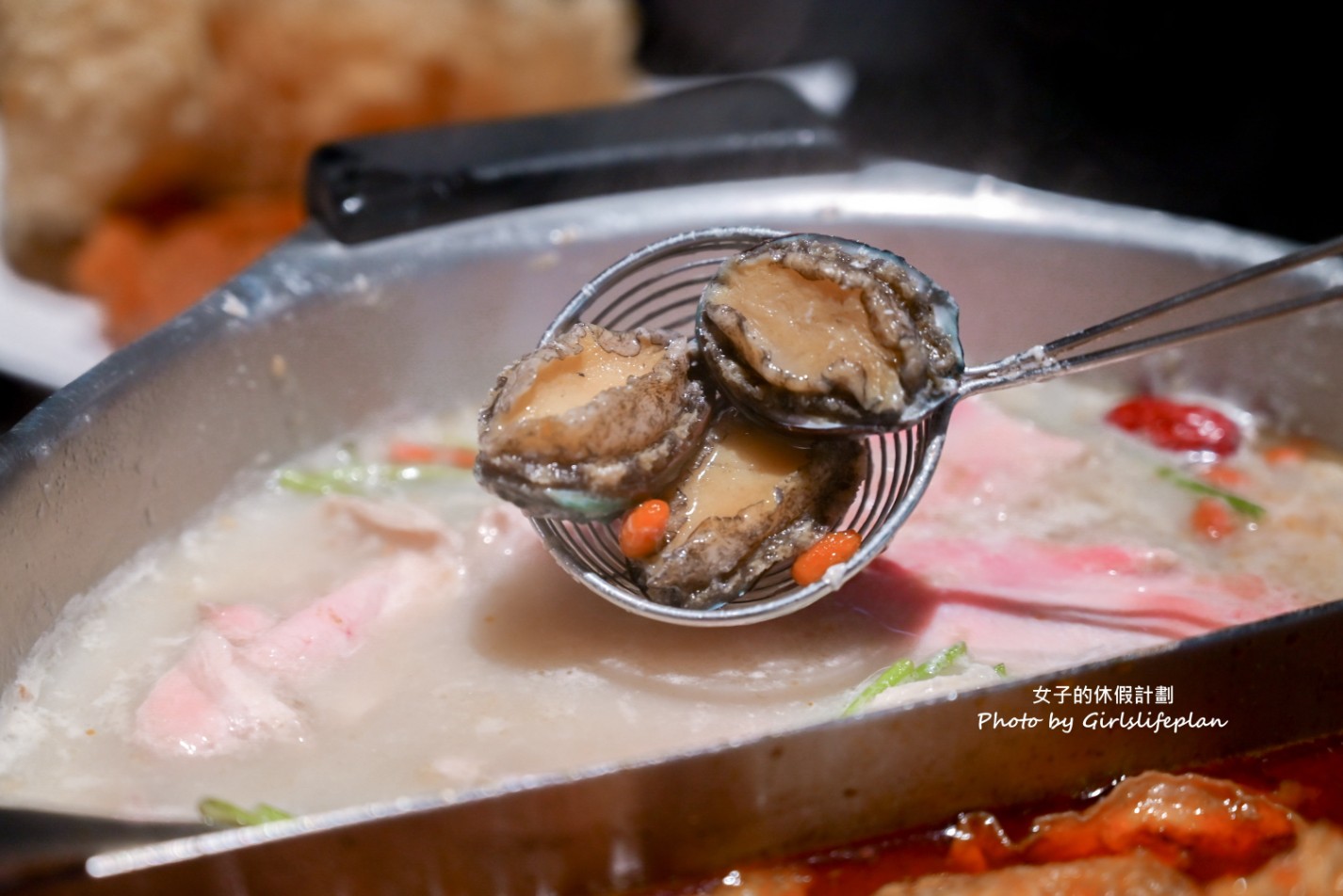 台北吃到飽〈辛殿麻辣鍋〉鴛鴦火鍋鴨血豆腐吃到飽(菜單) @女子的休假計劃