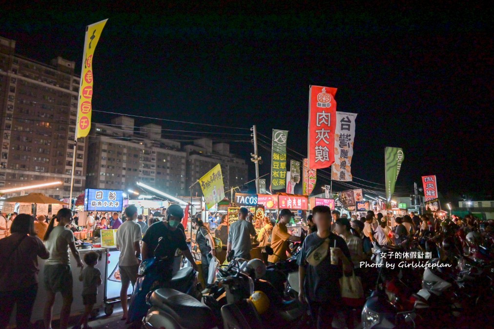 方臉師傅蒜香豆干｜一咬就大爆汁超好吃還可以免費加醬(外帶) @女子的休假計劃
