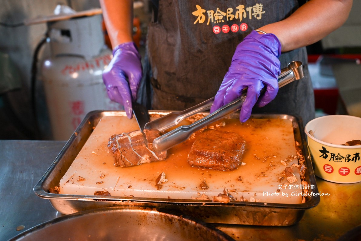 方臉師傅蒜香豆干｜一咬就大爆汁超好吃還可以免費加醬(外帶) @女子的休假計劃