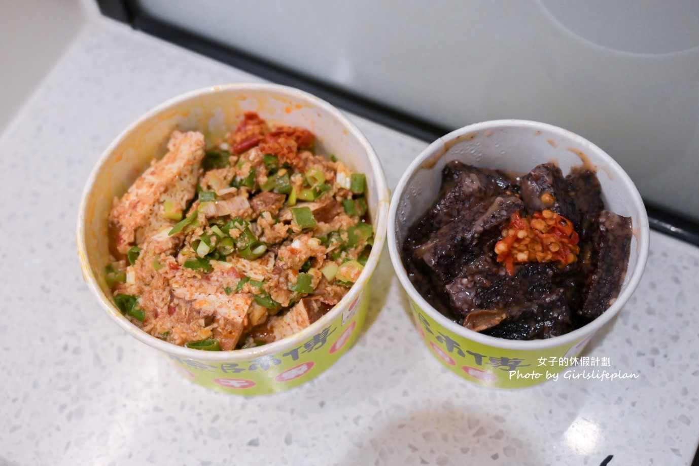 方臉師傅蒜香豆干｜一咬就大爆汁超好吃還可以免費加醬(外帶) @女子的休假計劃
