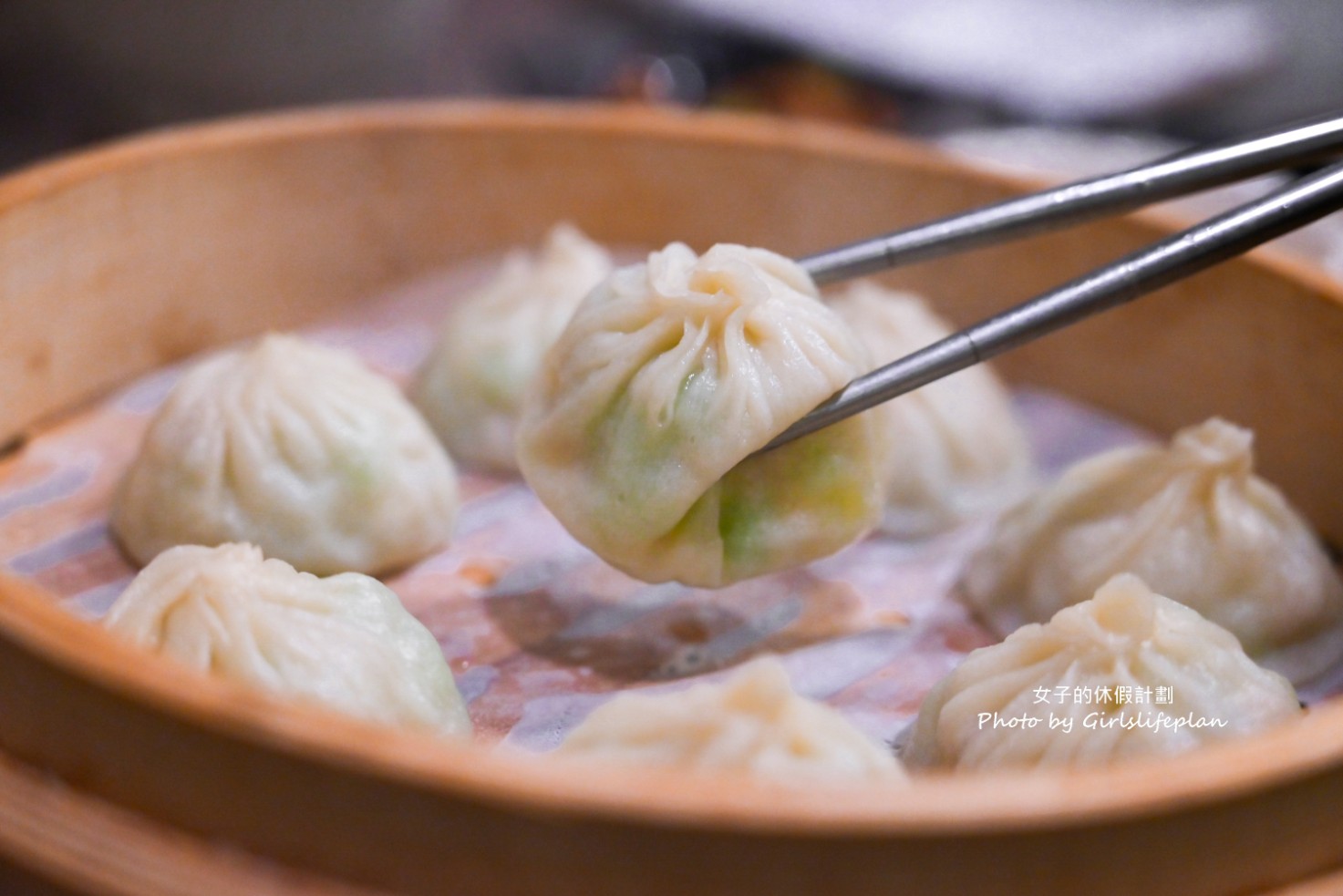 犂園湯包館｜號稱全台首創羅勒鮮蚵湯包口味(菜單) @女子的休假計劃