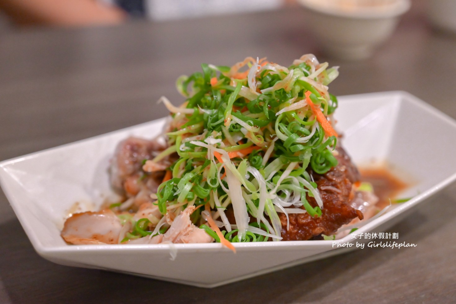 犂園湯包館｜號稱全台首創羅勒鮮蚵湯包口味(菜單) @女子的休假計劃