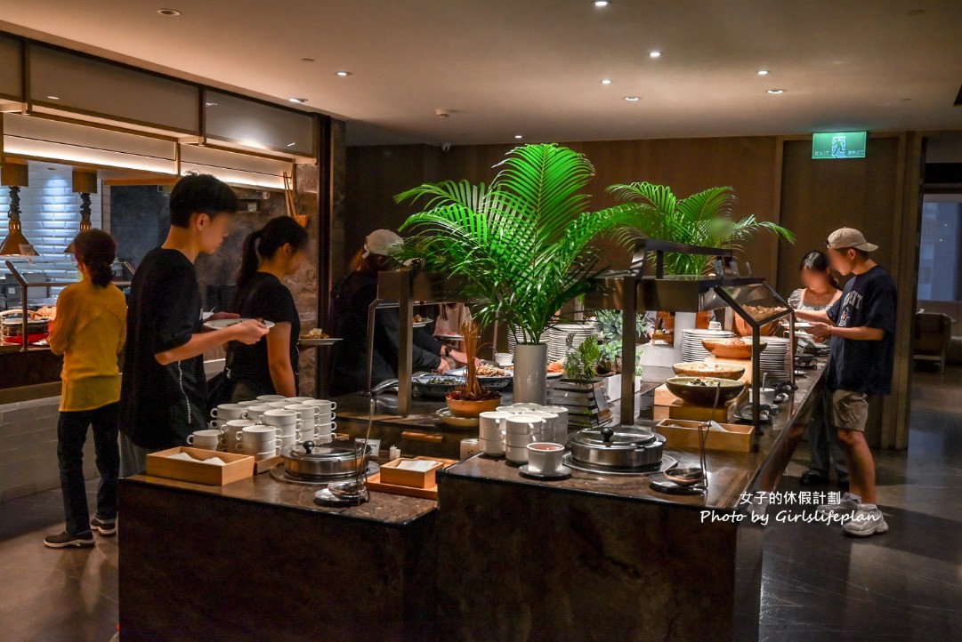悅市集｜新板希爾頓吃到飽，法式風味饗宴美食節假日加碼威靈頓牛排(菜單) @女子的休假計劃