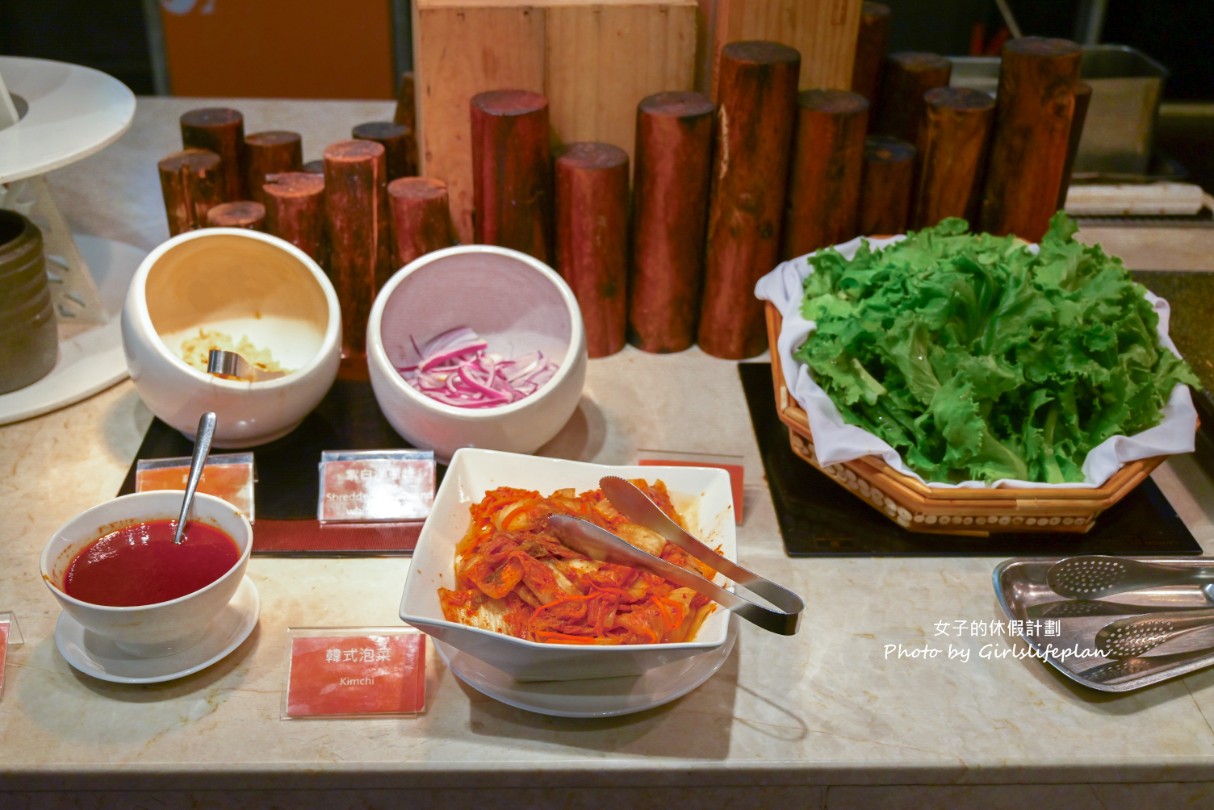 百宴自助餐廳｜五星級飯店吃到飽，平日午晚餐一人不到800元(菜單價位) @女子的休假計劃