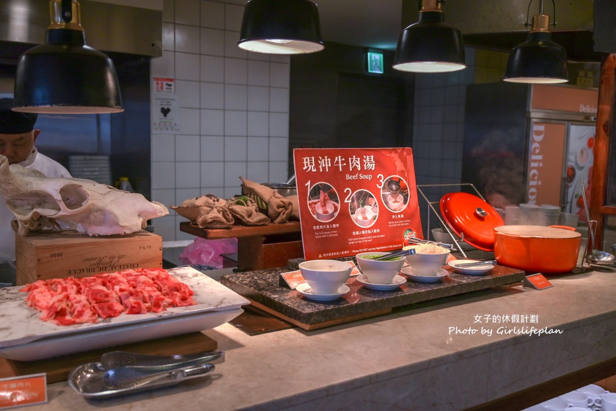 百宴自助餐廳｜五星級飯店吃到飽，平日午晚餐一人不到800元(菜單價位) @女子的休假計劃