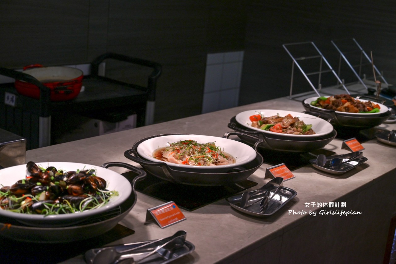 百宴自助餐廳｜五星級飯店吃到飽，平日午晚餐一人不到800元(菜單價位) @女子的休假計劃