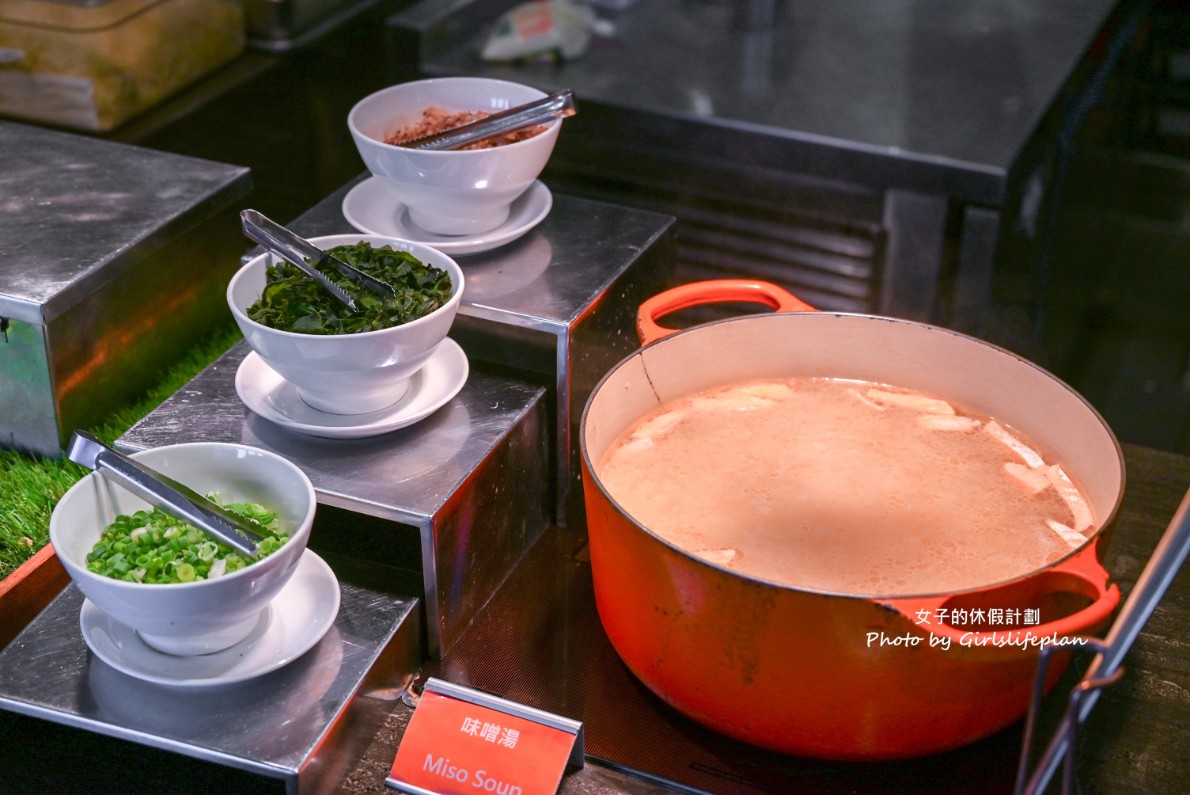 百宴自助餐廳｜五星級飯店吃到飽，平日午晚餐一人不到800元(菜單價位) @女子的休假計劃