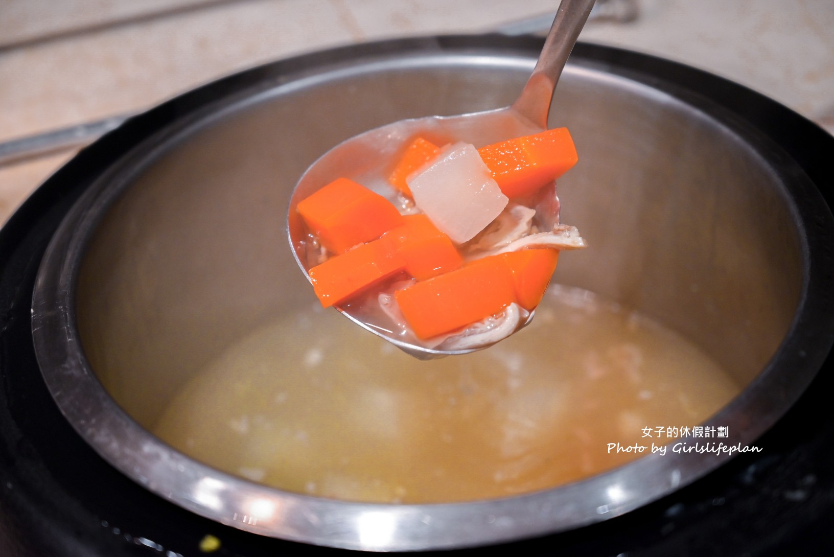百宴自助餐廳｜五星級飯店吃到飽，平日午晚餐一人不到800元(菜單價位) @女子的休假計劃
