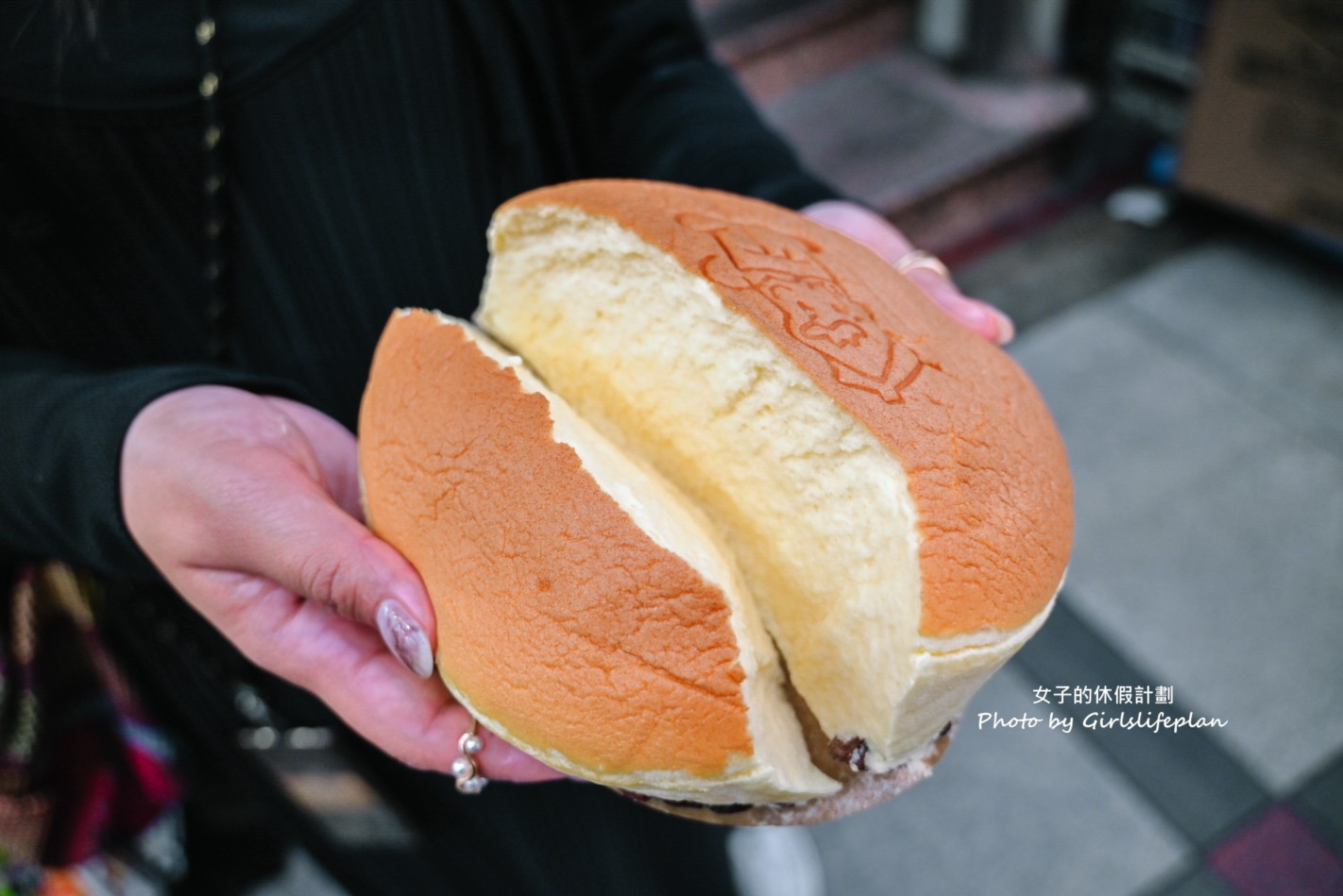 Rikuro老爺爺蛋糕店｜大阪必買伴手禮りくろーおじさんの店(外帶) @女子的休假計劃