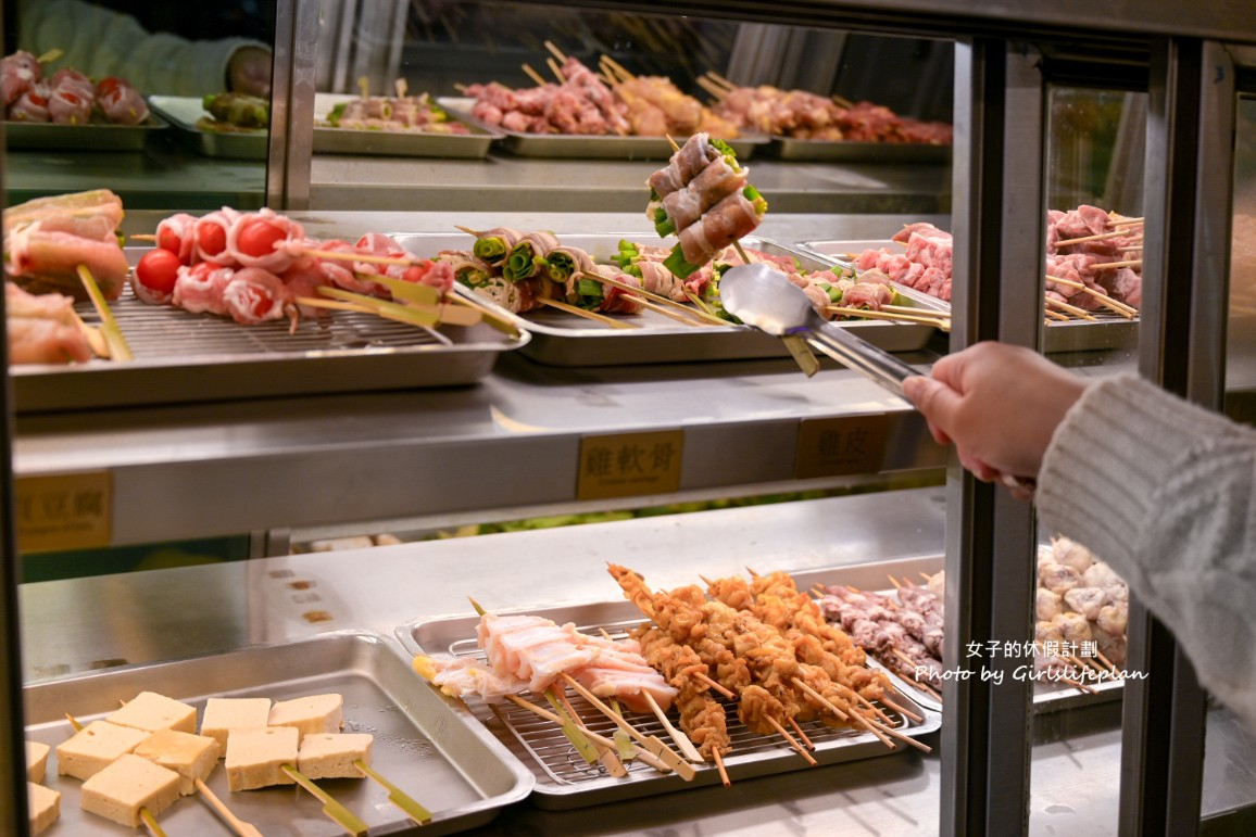 柒息地串燒居酒屋三重自強店｜平價串燒19元起，泡菜免費續(菜單) @女子的休假計劃
