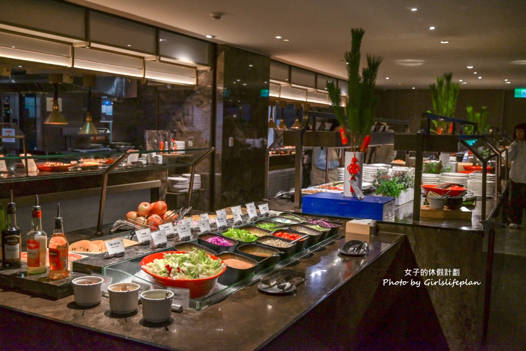 悅市集｜新板希爾頓吃到飽，法式風味饗宴美食節假日加碼威靈頓牛排(菜單) @女子的休假計劃