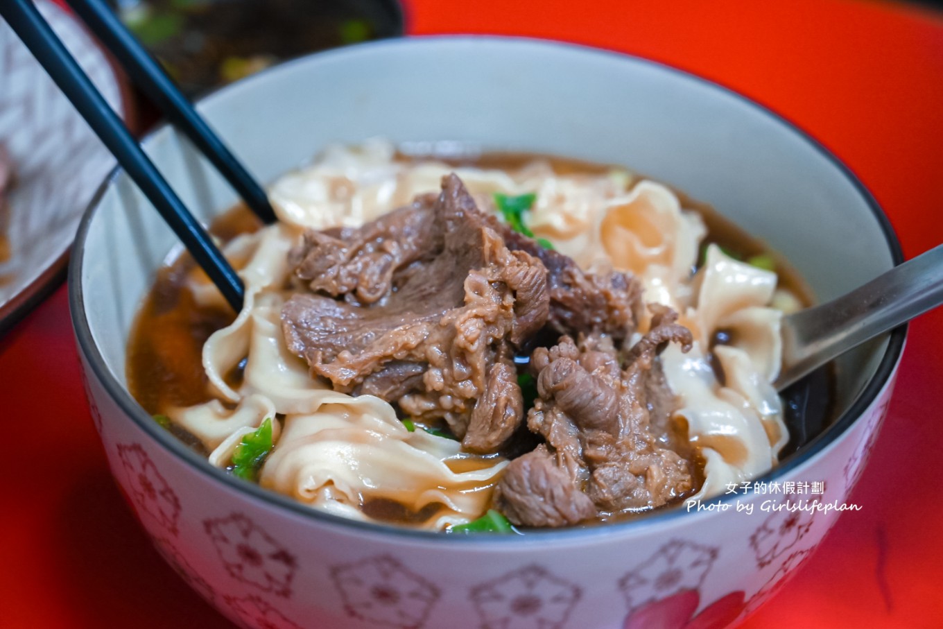 不二麵館｜銅板美食牛肉麵只要60元(菜單) @女子的休假計劃